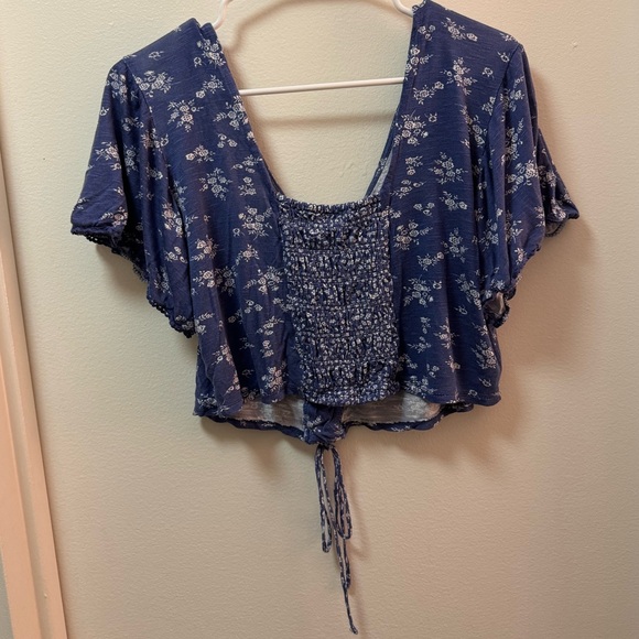 American Rag Tie Floral Crop Top - Picture 3 of 3